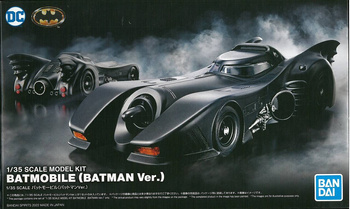 Model do złożenia Batman Batmobile 1/35 Scale Model Kit