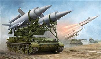 Trumpeter 09523 Soviet 2K11a TEL w/9M8M Missile