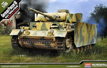 Academy 13545 German Panzer III Ausf.L Battle of Kursk model plastikowy do sklejenia i pomalowania