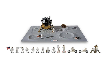Zestaw plastikowy do sklejenia Airfix A50106 One Small Step For Man...