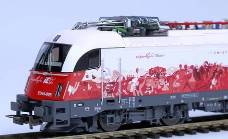 Piko 59917 Elektrowóz EU44-005 "Niepodległa"