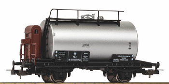 Piko 27731 Kolejka wagon cysterna typu Rh, PKP, ep. III