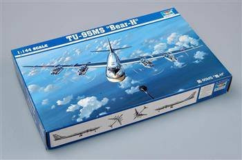 Trumpeter 03904 Tu-95MS "Bear-H"