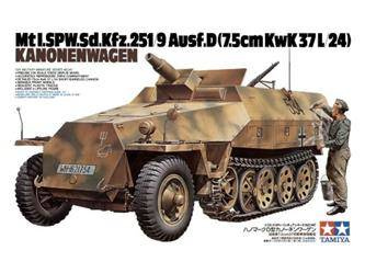 Tamiya 35147 German Sd.Kfz.251/9 Kanonenwagen