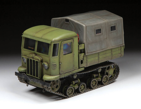 Zvezda 3663 STZ-5 Soviet Artillery Tractor