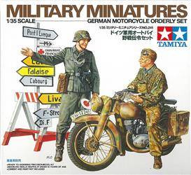 Tamiya 35241 German Motorcycle orderly set