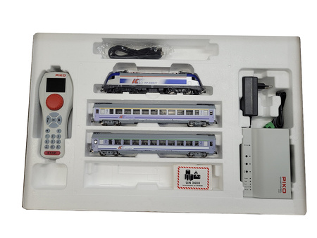 Piko 59103 Kolejka Piko Zestaw startowy cyfrowy SmartControl WLAN PKP Intercity z lokomotywą Husarz i wagonami osobowymi