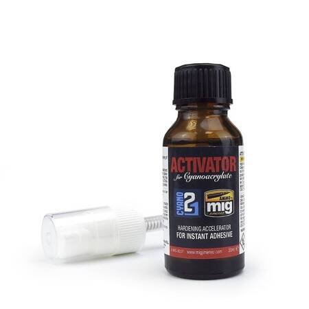 AMMO 8037 Activator for Cyanoacrylate (20 ml)